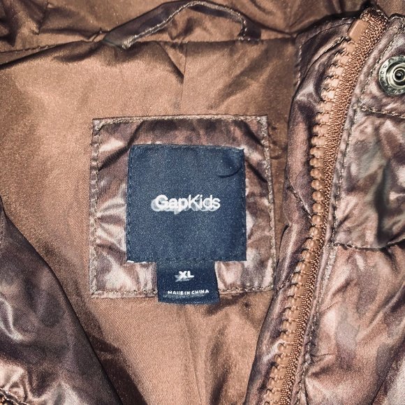 EUC GAP Kids Coco Puffer Vest w/Removable Faux Fur - Picture 4 of 6